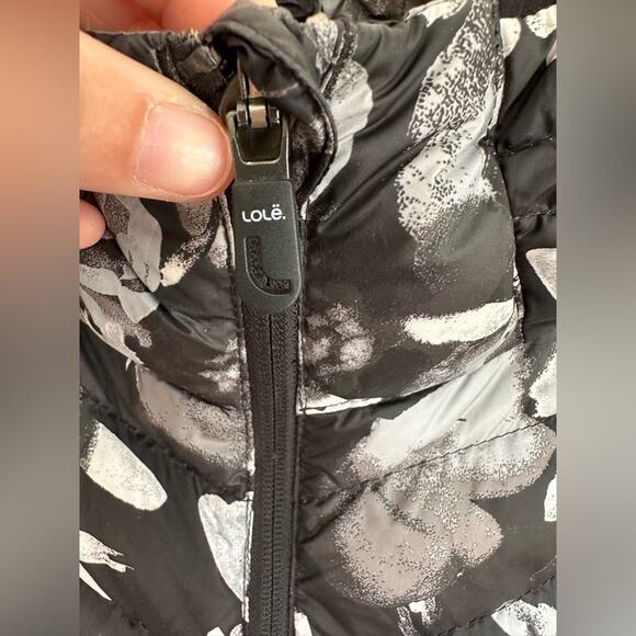 Lole Emeline Hooded Down Puffer Jacket Size Large - Picture 9 of 11